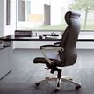 3700339883493-Fauteuil de bureau WILLIAM - accoudoirs articulés - appui-tête intégré - cuir noir--3