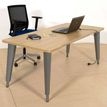 Bureau EVIDENCE - 140 cm - Pieds anthracites - Plateau imitation chêne clair