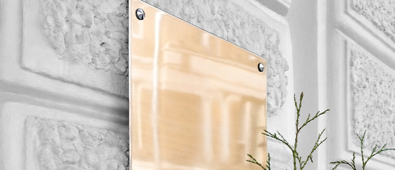 Votre plaque personnalisée chez Bureau Vallée